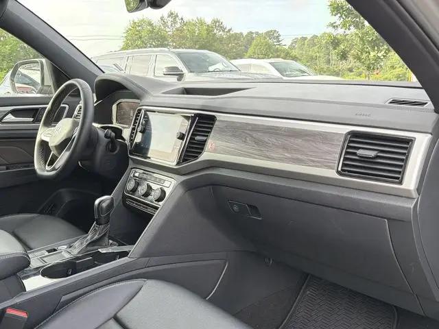 2023 Volkswagen Atlas Cross Sport 3.6L V6 SE w/Technology