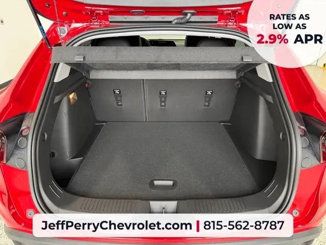 2026 Chevrolet Trax FWD LT
