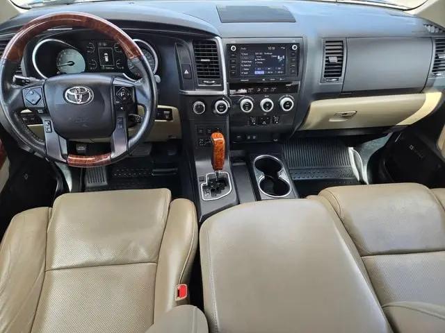 2022 Toyota Sequoia Platinum