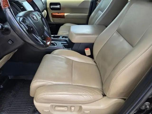 2022 Toyota Sequoia Platinum