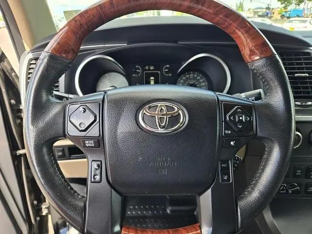 2022 Toyota Sequoia Platinum