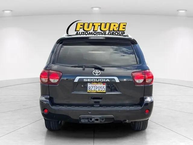 2022 Toyota Sequoia Platinum