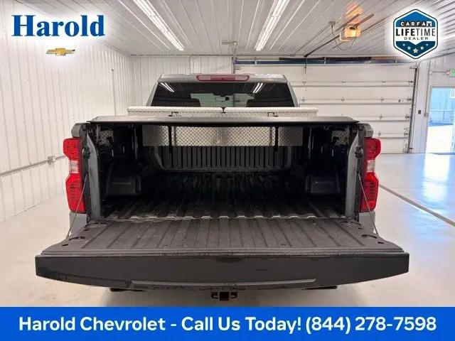 2021 Chevrolet Silverado 1500 4WD Crew Cab Short Bed LT