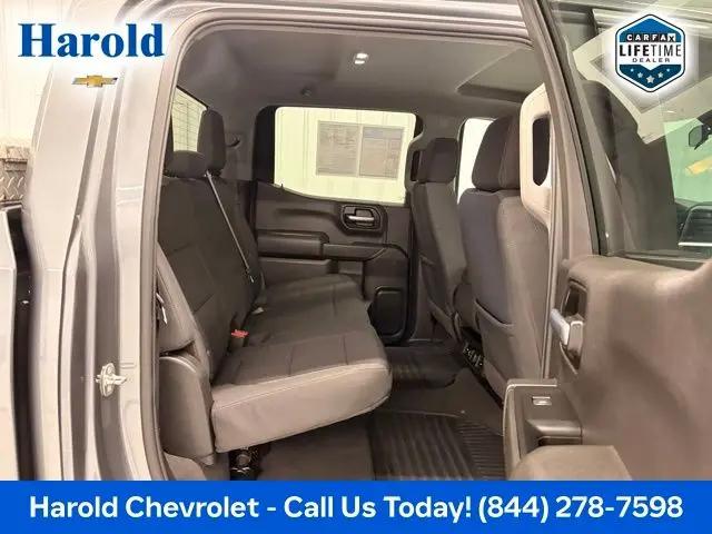 2021 Chevrolet Silverado 1500 4WD Crew Cab Short Bed LT