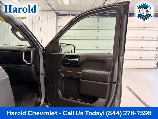 2021 Chevrolet Silverado 1500 4WD Crew Cab Short Bed LT