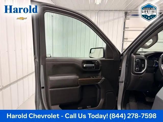 2021 Chevrolet Silverado 1500 4WD Crew Cab Short Bed LT