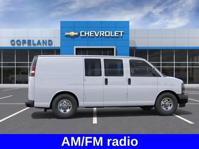 2026 Chevrolet Express Cargo Van 2500 Regular Wheelbase, WT, RWD