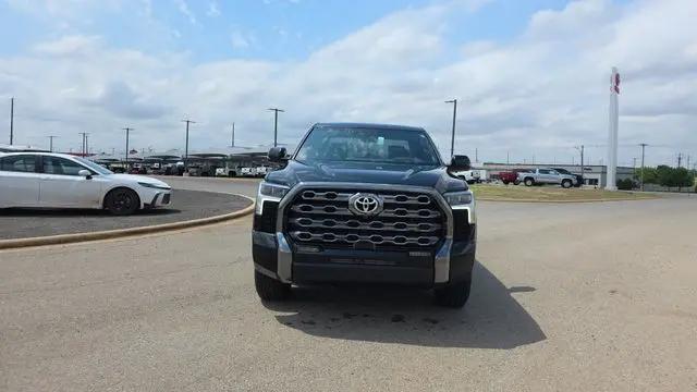2026 Toyota Tundra Platinum CrewMax 5.5' Bed