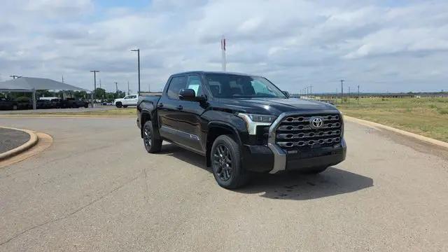 2026 Toyota Tundra Platinum CrewMax 5.5' Bed