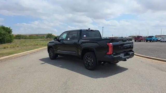 2026 Toyota Tundra Platinum CrewMax 5.5' Bed