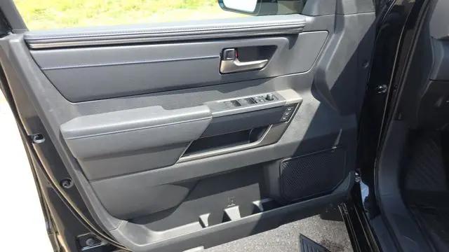 2026 Toyota Tundra Platinum CrewMax 5.5' Bed