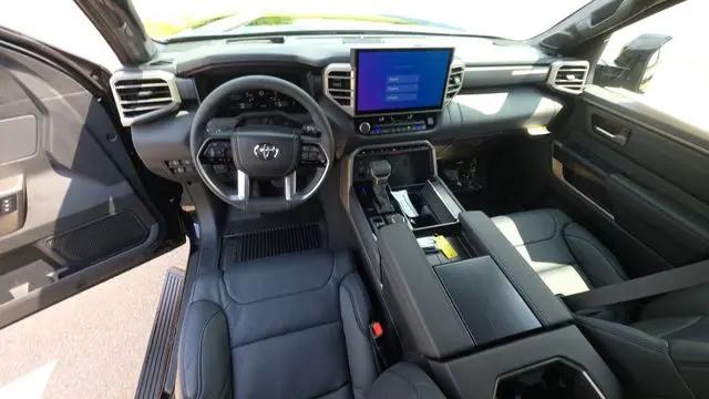 2026 Toyota Tundra Platinum CrewMax 5.5' Bed