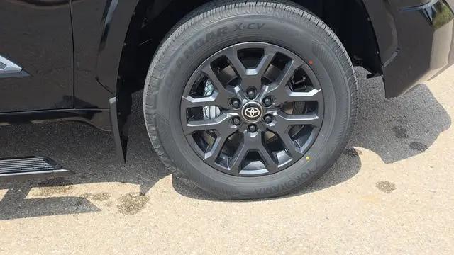 2026 Toyota Tundra Platinum CrewMax 5.5' Bed