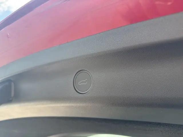 2024 Tesla Model Y Long Range Single Motor Rear-Wheel Drive