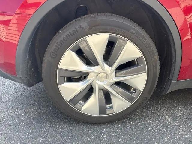 2024 Tesla Model Y Long Range Single Motor Rear-Wheel Drive