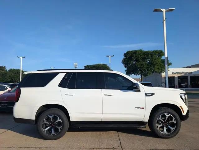 2026 GMC Yukon 4WD AT4