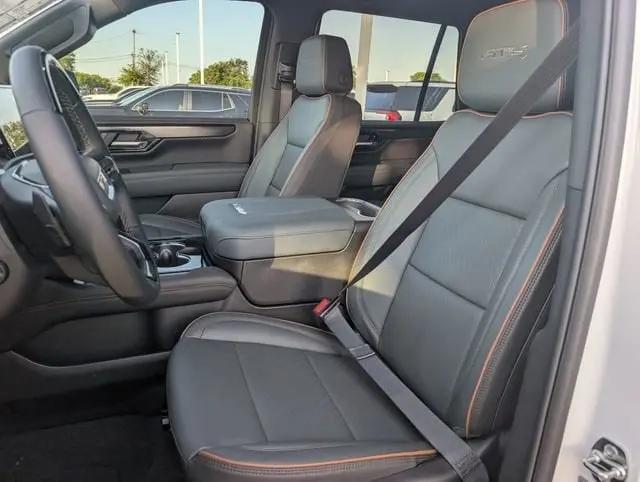 2026 GMC Yukon 4WD AT4