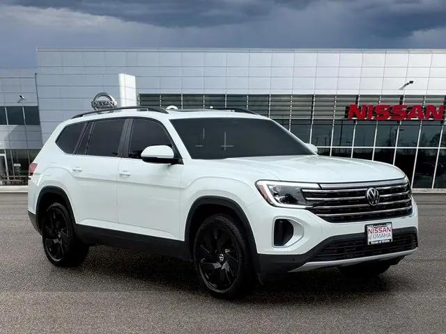 2024 Volkswagen Atlas 2.0T SE w/Technology for sale in Omaha, NE