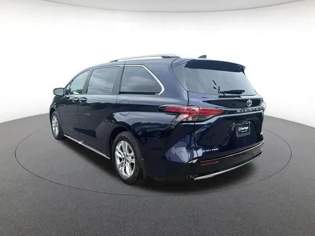 2025 Toyota Sienna Limited