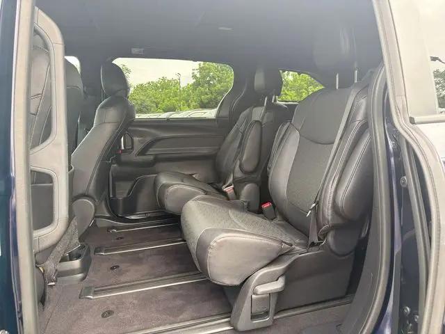 2025 Toyota Sienna Limited