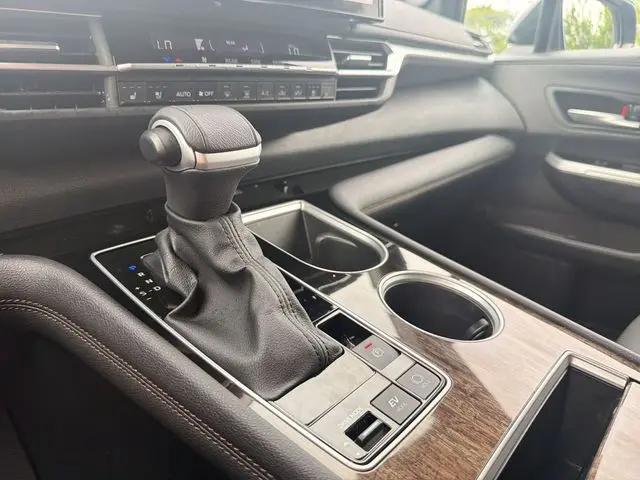 2025 Toyota Sienna Limited