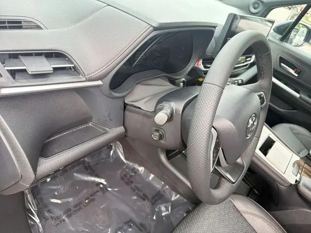 2025 Toyota Sienna Limited