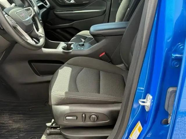 2024 GMC Terrain FWD SLE