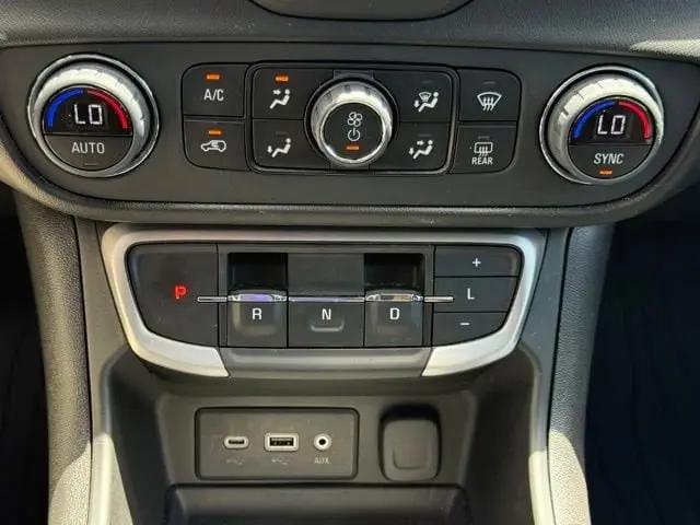 2024 GMC Terrain FWD SLE