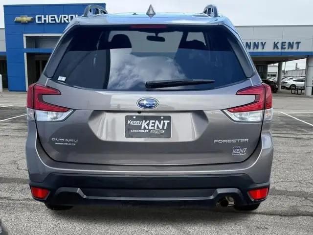 2023 Subaru Forester Premium