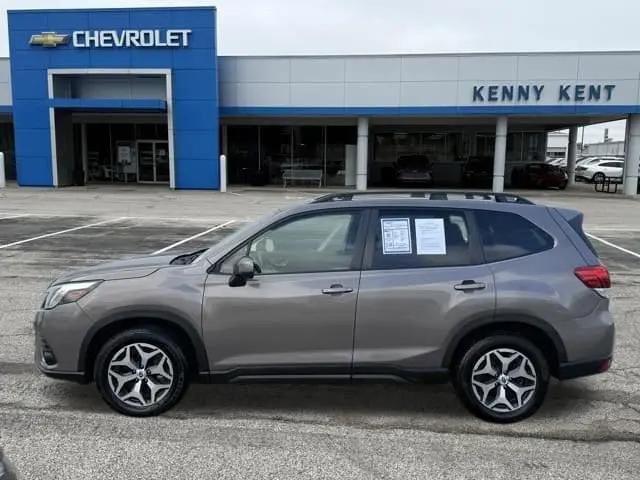 2023 Subaru Forester Premium