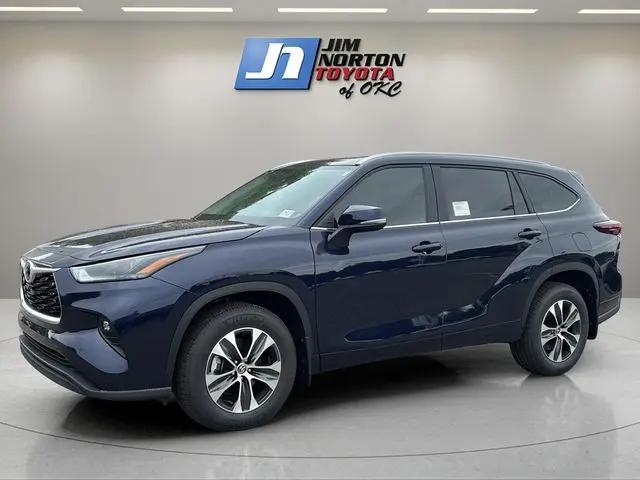 2026 Toyota Highlander XLE for sale in Oklahoma City, OK