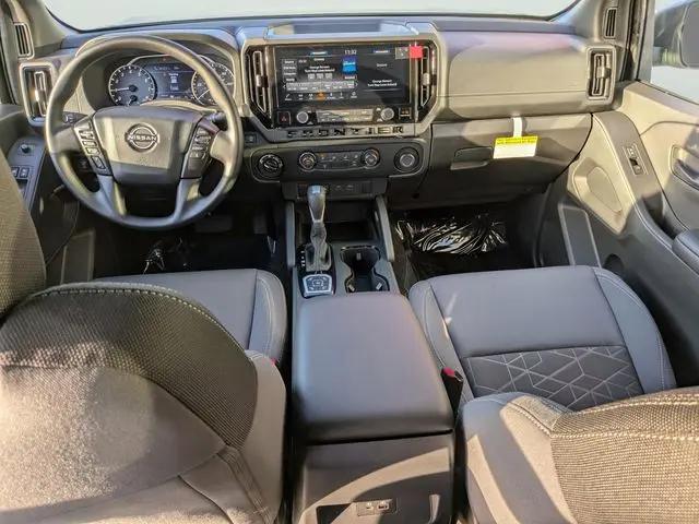2026 Nissan Frontier Crew Cab Long Bed SV 4x4