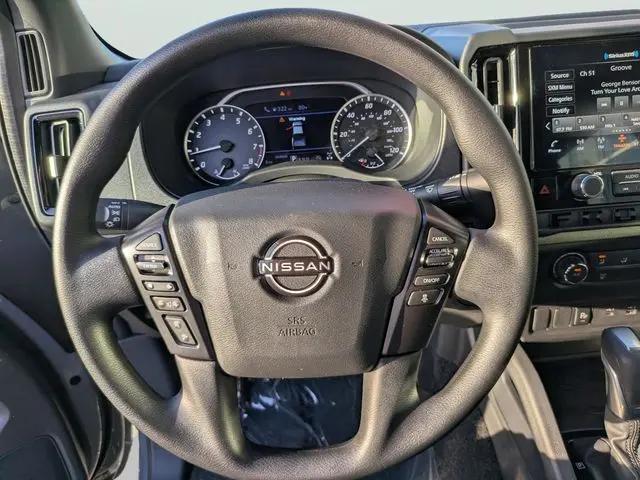 2026 Nissan Frontier Crew Cab Long Bed SV 4x4