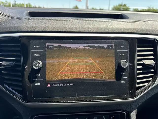 2023 Volkswagen Atlas Cross Sport 2.0T SE w/Technology