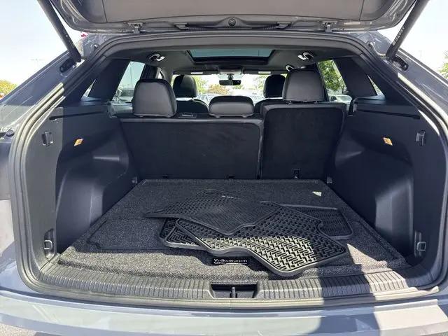 2023 Volkswagen Atlas Cross Sport 2.0T SE w/Technology