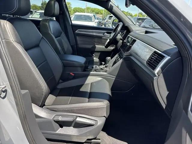 2023 Volkswagen Atlas Cross Sport 2.0T SE w/Technology