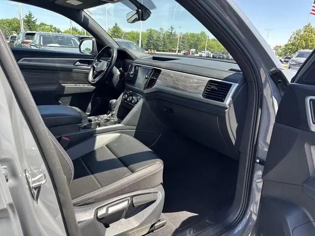 2023 Volkswagen Atlas Cross Sport 2.0T SE w/Technology
