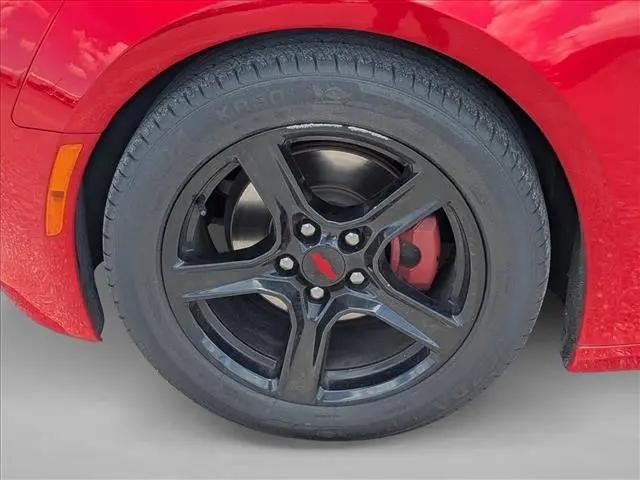 2020 Chevrolet Camaro RWD Convertible 1LT