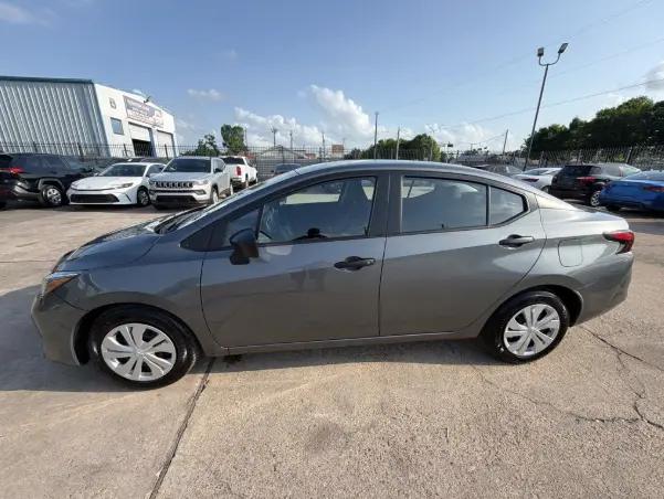 2025 Nissan Versa 1.6 S