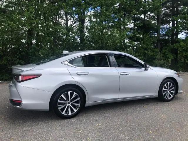 2021 Lexus ES 300h ES 300h