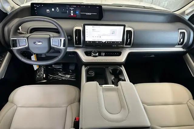 2026 Ford Expedition Max Active MAX