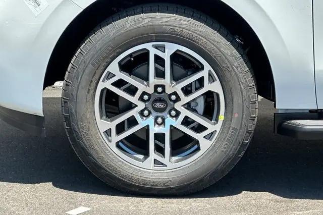 2026 Ford Expedition Max Active MAX