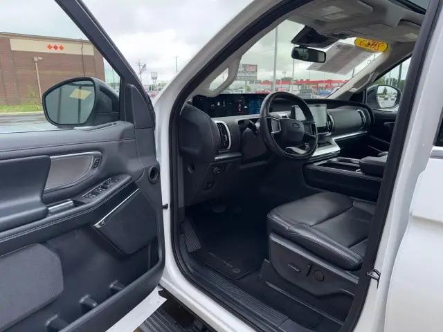 2025 Ford Expedition Platinum MAX