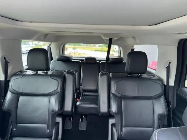 2025 Ford Expedition Platinum MAX