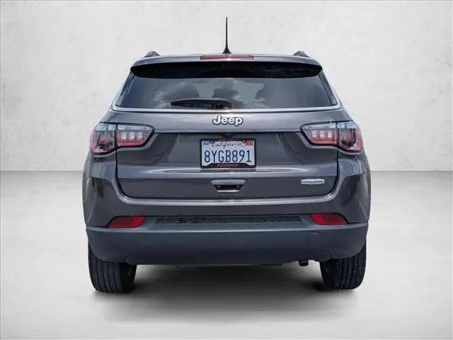 2020 Jeep Compass Latitude FWD