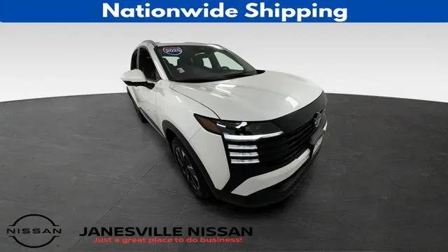 2025 Nissan Kicks SR FWD for sale in Janesville, WI