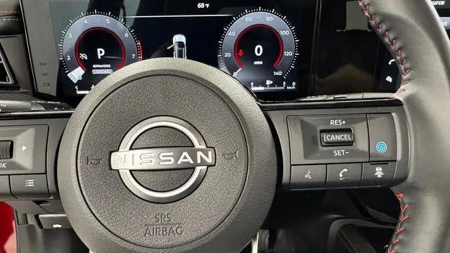 2025 Nissan Kicks SR FWD