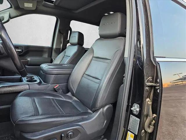 2020 GMC Sierra 3500HD 4WD Crew Cab Long Bed Denali