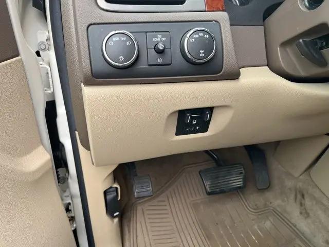 2011 Chevrolet Suburban LTZ