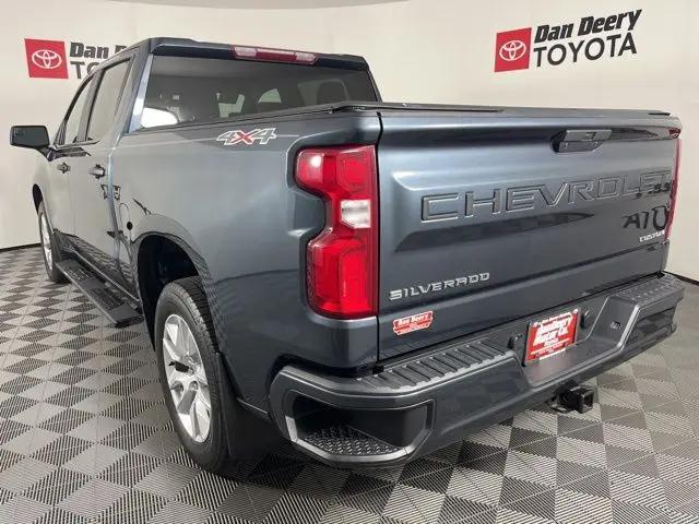 2021 Chevrolet Silverado 1500 4WD Crew Cab Short Bed Custom